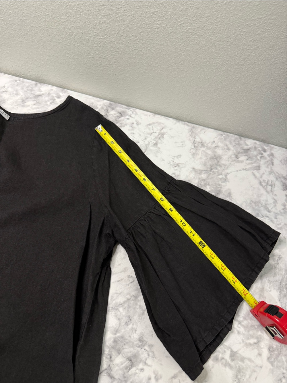 bryn Walker Black 100% Linen Bell-Sleeve Tunic size large made in USA - Picture 6 of 16